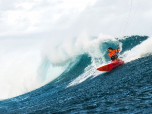 Mauritius, Le Morne, One eye. M. Kinkina sending big waves!